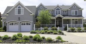 How to Match Your Garage Door to Your Home's Style