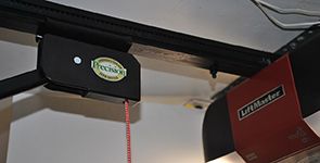 How to Prevent a Garage Door Break In