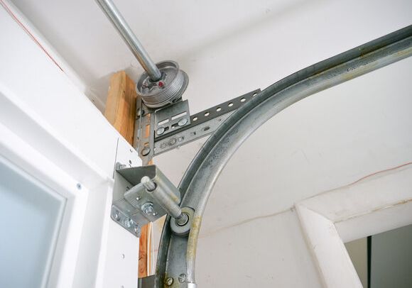 Reasons You Shouldn't Reuse Garage Door Track